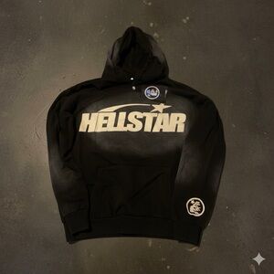 Helstar Black Men's Sweater